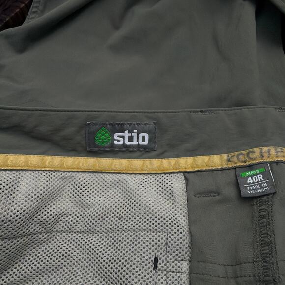 Stio Pants Mens 40 R Green Coburn Chino Outdoor Stretch Pockets Hiking Trail - Picture 2 of 13